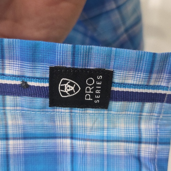 Ariat Pro Series Hogan Classic Fit Long Sleeve Button Up NWT, Small - Picture 8 of 11